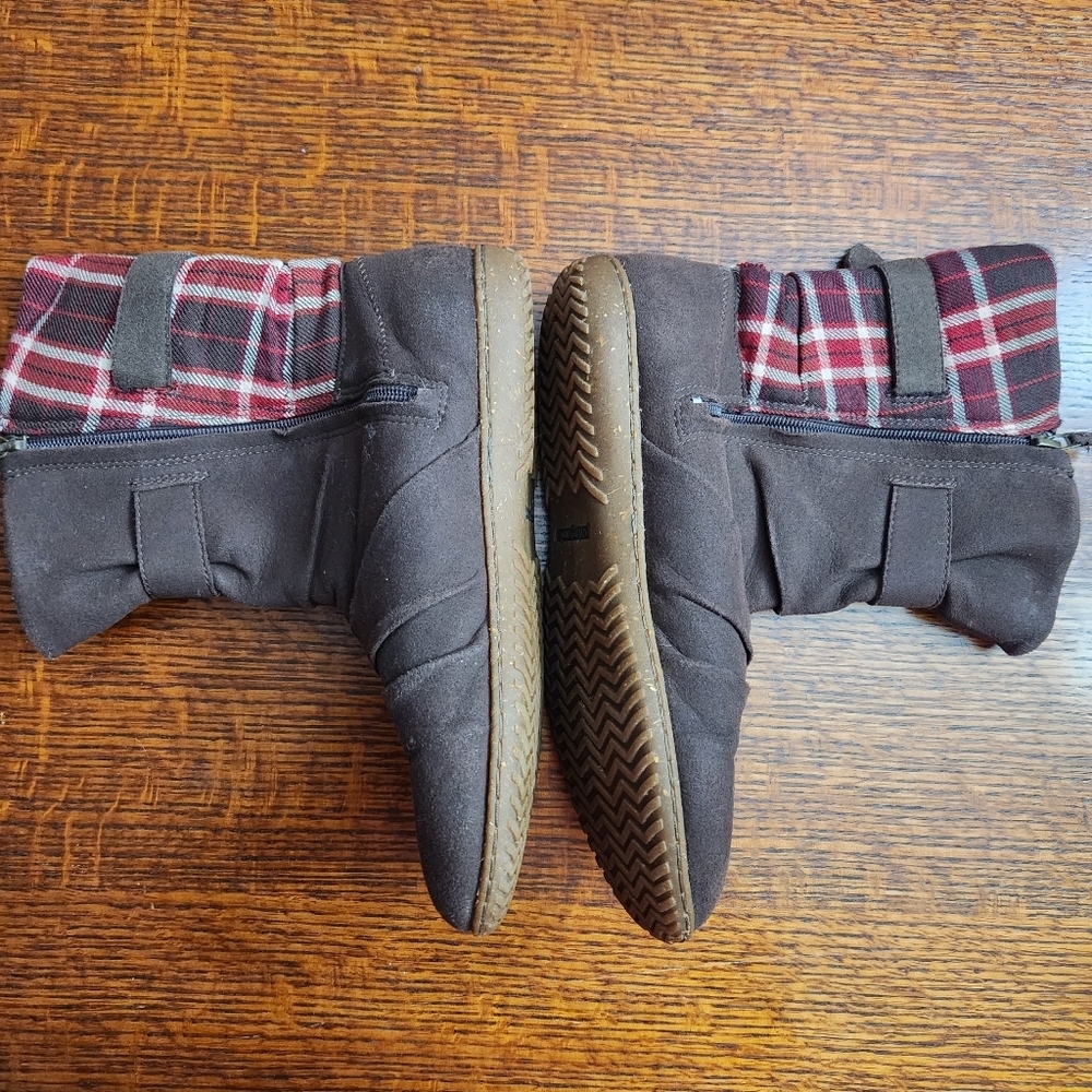 Patagonia brown and red plaid high top lightweight boots sizewomens 8.5 - Picture 3 of 11